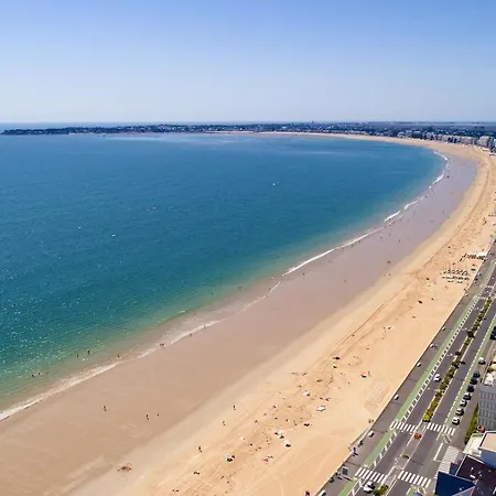 Sejour En Famille A * La Baule